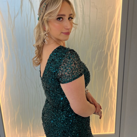 ADRIANNA PAPELL  Sequin Gown in Dusty Emerald - Picture 4 of 10